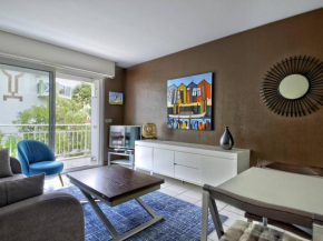 Appartement T2 en Bord de Mer à Arcachon - Plage Privée, Parking, Balcon et WIFI - FR-1-433-45